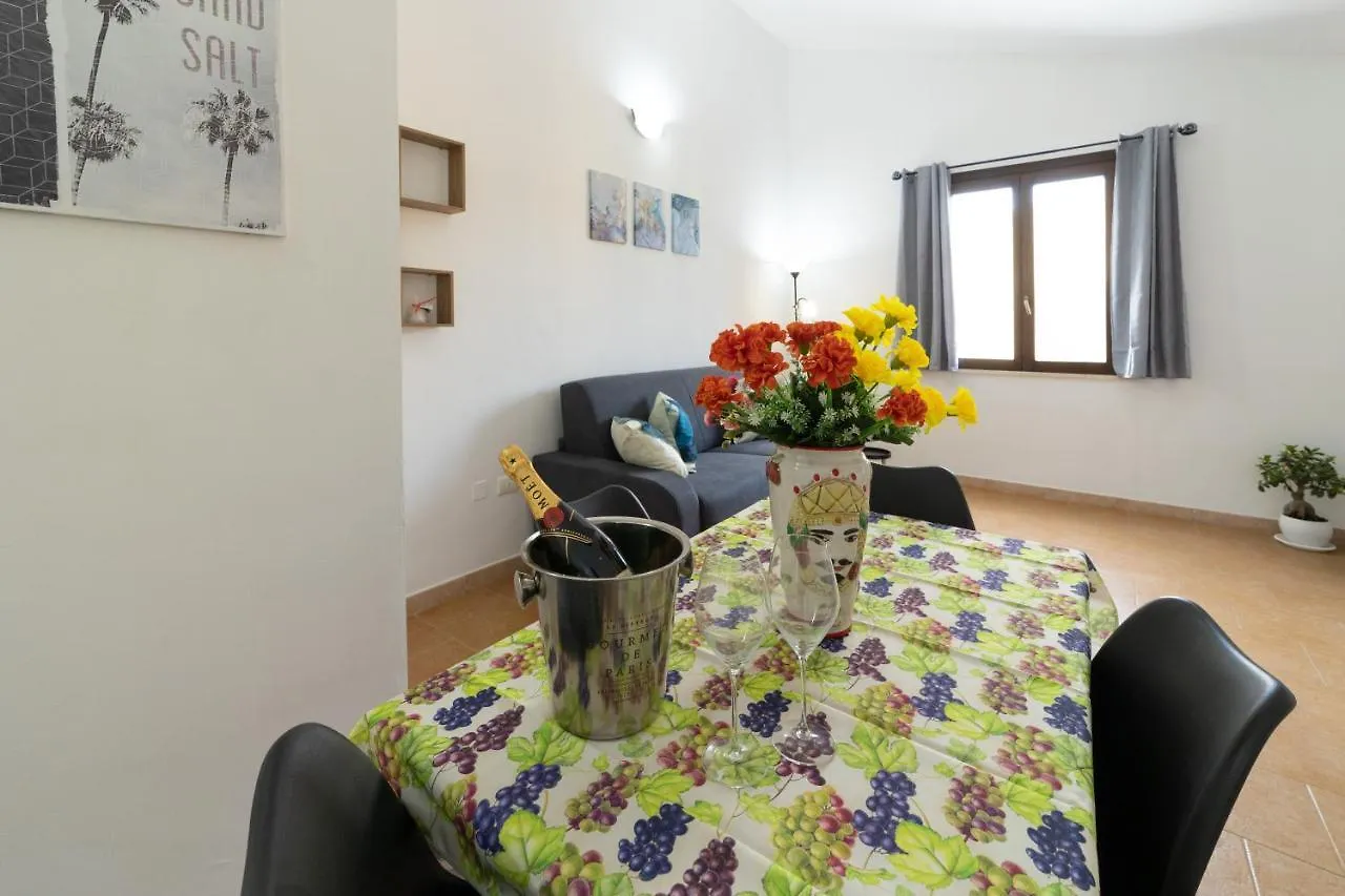 Апартаменты Casa Al Vicolo 99 Бирджи-Векки Италия